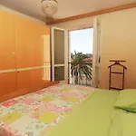 Apartment With A Parking Space - 11567 Makarska